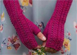 laura-nelkin-knitting-with-beads-chaching-mitts-or-tam--sat--256px-256px