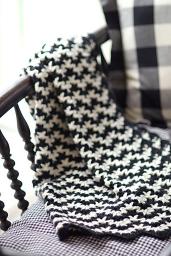 chevron-crochet-baby-blanket