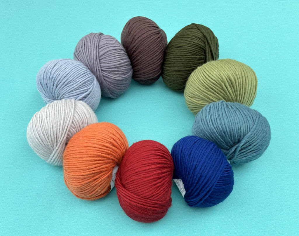 Just Landed: West Yorkshire Spinners Retreat Chunky Roving Yarn