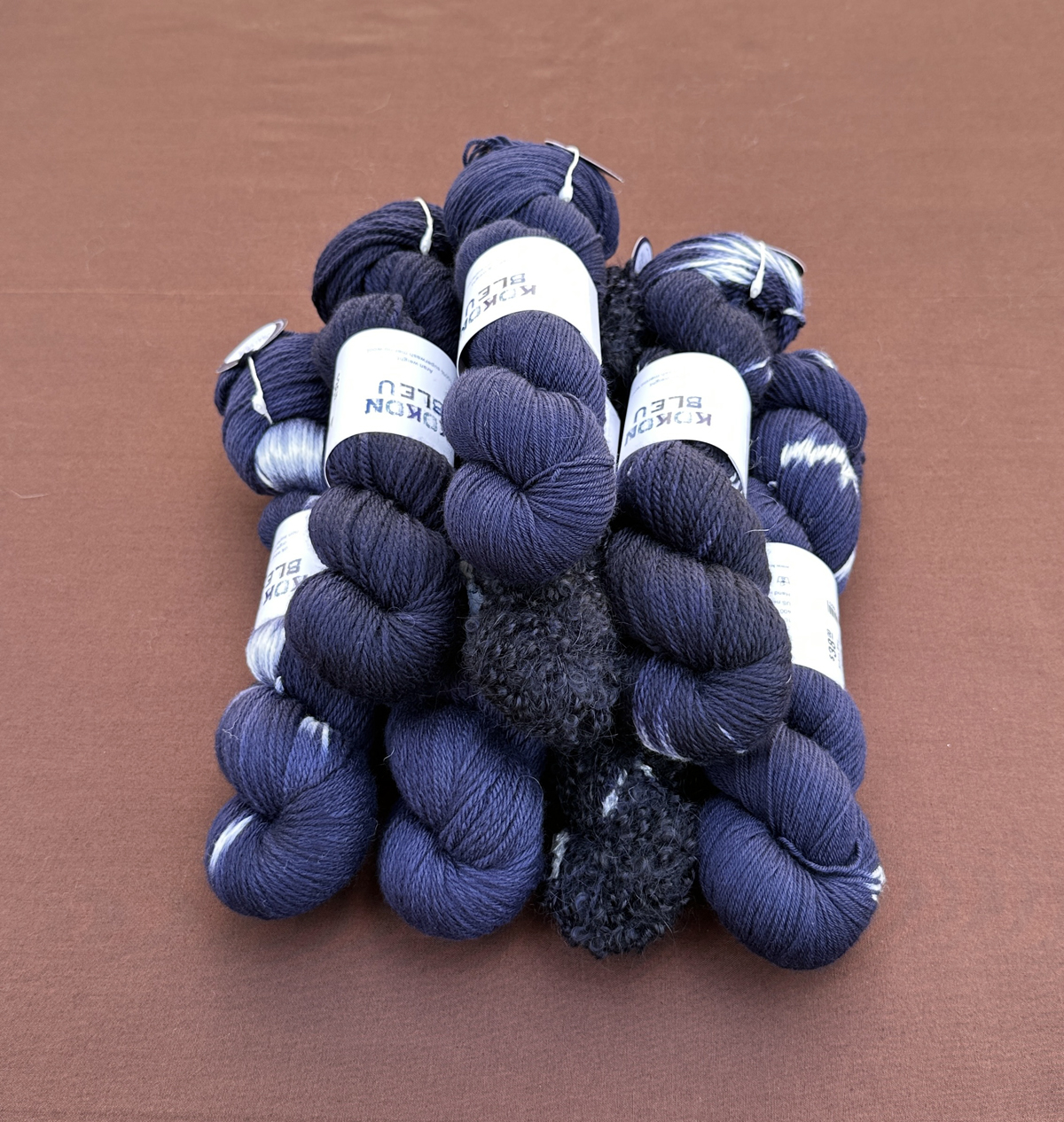 Kokon Bleu colorway Bleu. © fibre space