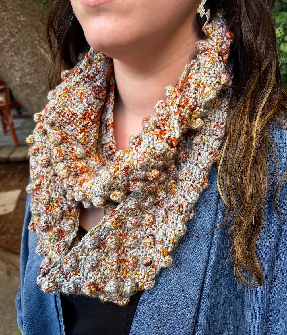 Sienna Bobble Scarf pattern by Samantha Bloom.