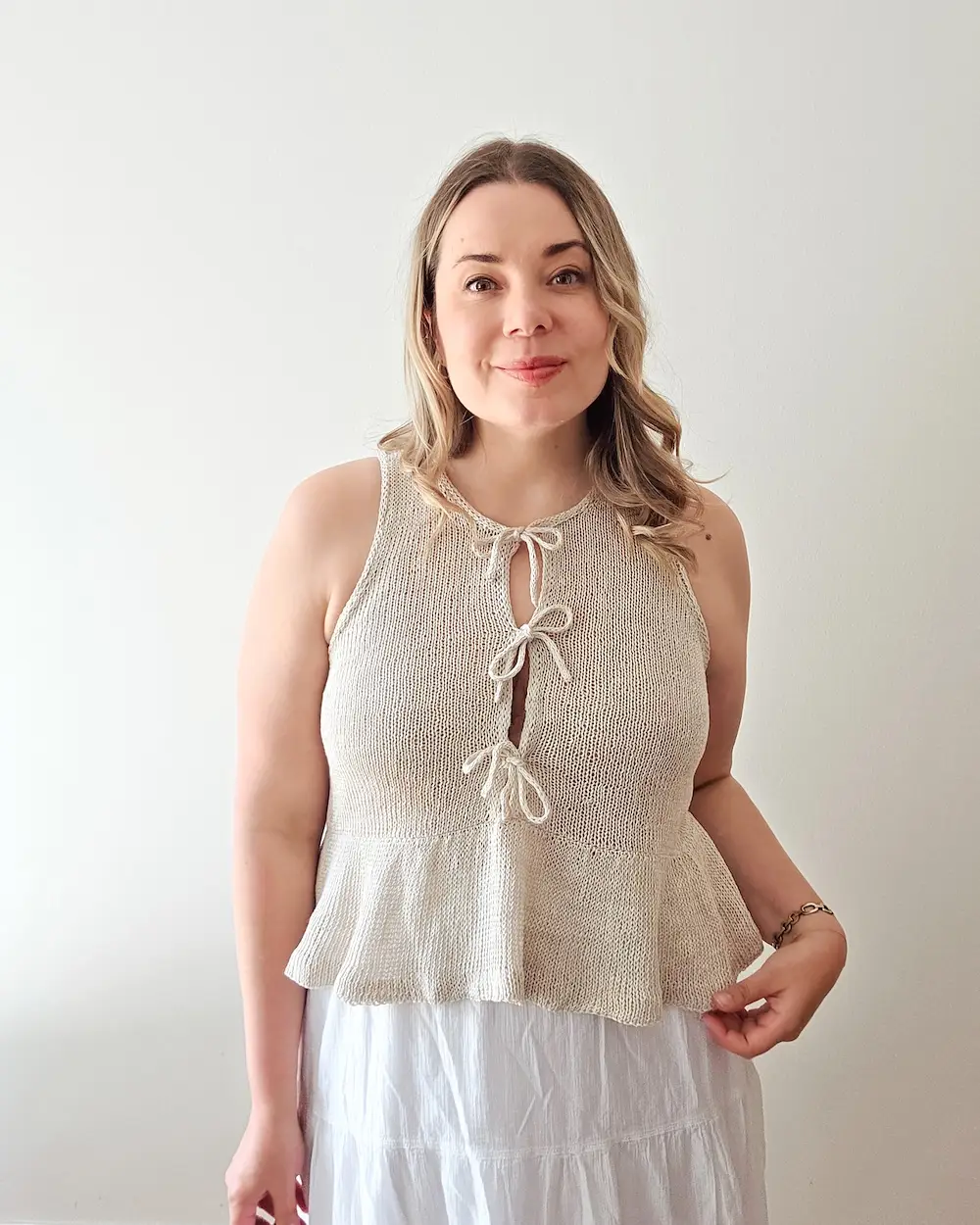 Lily Vest pattern by Sari Nordlund.