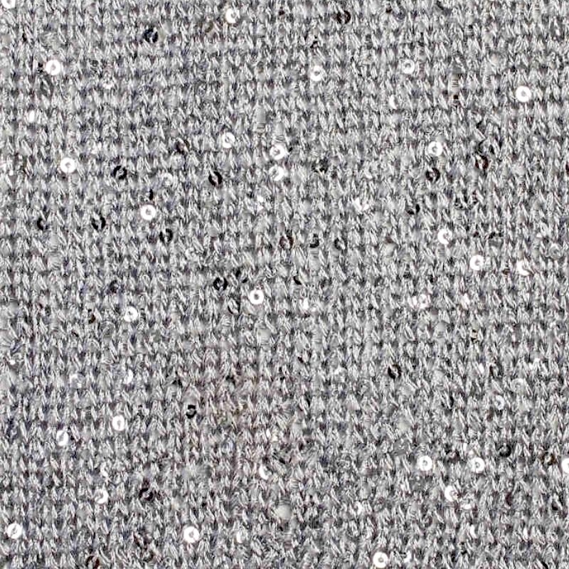 A knitted swatch of Rosários 4 Paillettes yarn in silver.