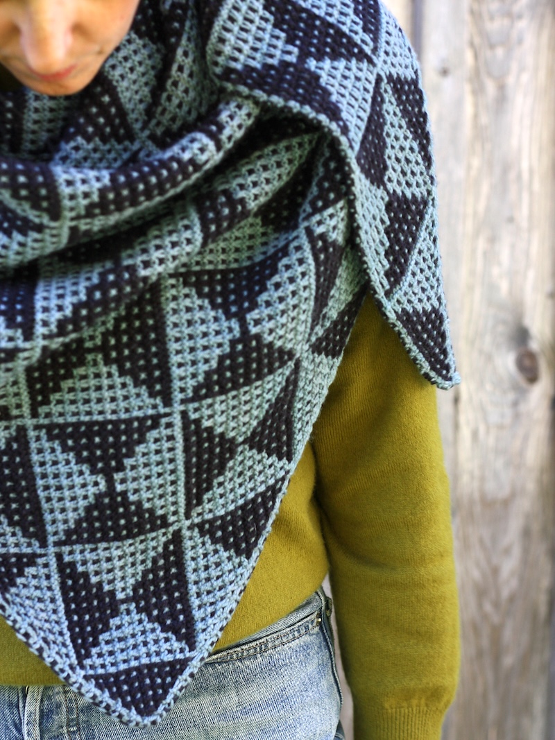 Cygnus Shawl pattern by Amy Christoffers