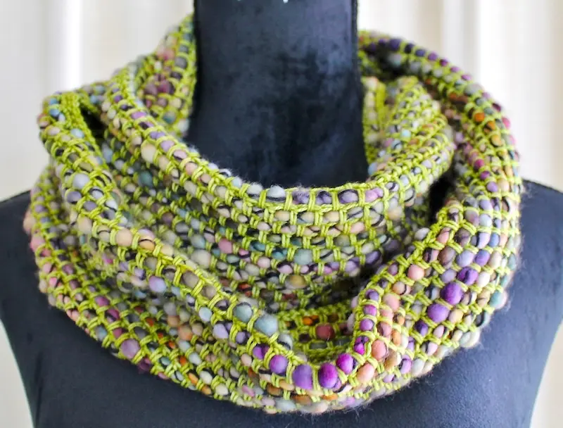 Cobblestone Cowl crochet pattern by Kaye Adolphson
