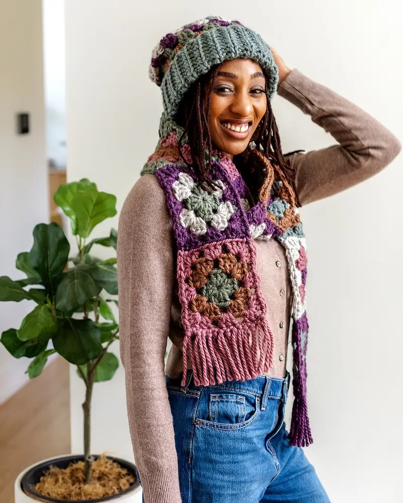 Robin Hat & Scarf by Toni Lipsey